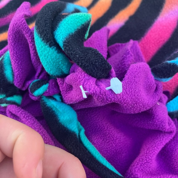 Y2K Zebra Print rainbow blanket - Picture 3 of 3